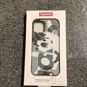 Supreme iPhone 11 Pro camo case
